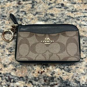 Coach key wallet-Great condition